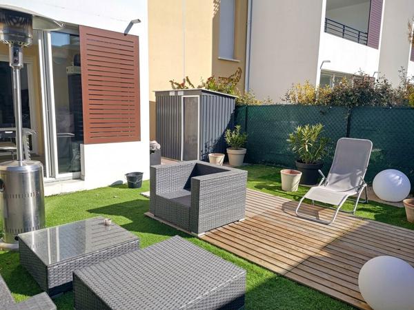Appartement de type 2 en rez de jardin a Châteauneuf les Martigues