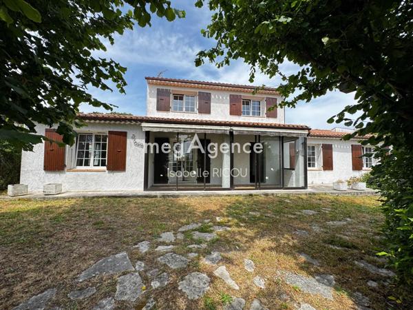 Maison à SAINT-TROJAN-LES-BAINS, 17370 - 7 pièces 183m²