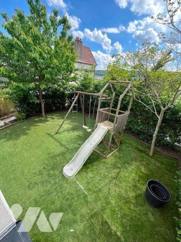 ROUEN - DESCROIZILLES : maison d'architecte (251 m² - 7 chbres possibles)