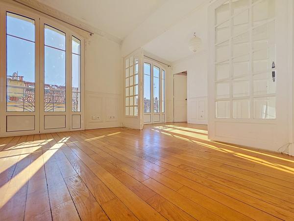 Appartement 3 chambres + bureau ou dressing