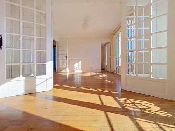 Appartement 3 chambres + bureau ou dressing