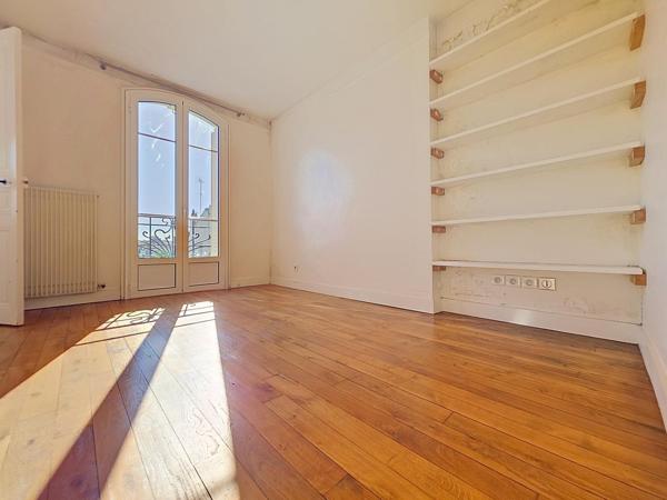 Appartement 3 chambres + bureau ou dressing