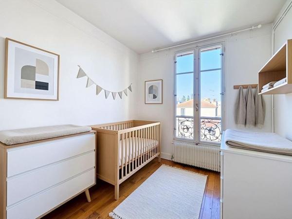 Appartement 3 chambres + bureau ou dressing