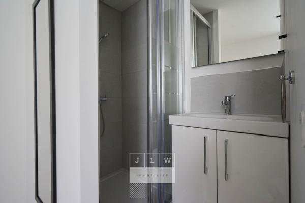 AVMD-JM63 - Chambre n°4 meublée colocation + sdd privée