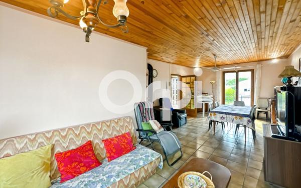 Maison à vendre    5 pièces •  Saint-Alban-Auriolles