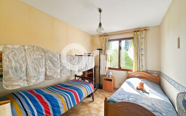 Maison à vendre    5 pièces •  Saint-Alban-Auriolles