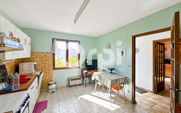 Maison à vendre    5 pièces •  Saint-Alban-Auriolles