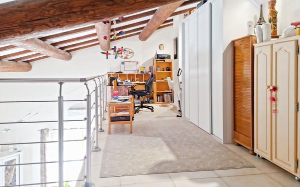 Maison à vendre    4 pièces •  Quinson