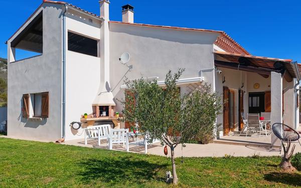 Maison à vendre    4 pièces •  Quinson