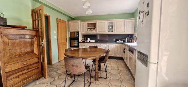 AGDE - Villa d'exception au Puits de So avec piscine et garage