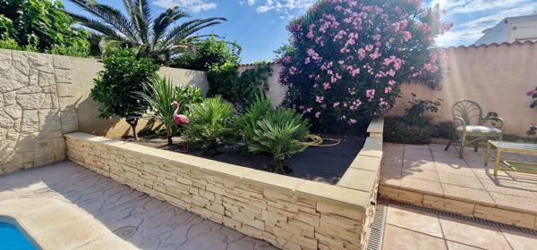 AGDE - Villa d'exception au Puits de So avec piscine et garage