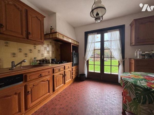 Pavillon familial sur 1 139 m²