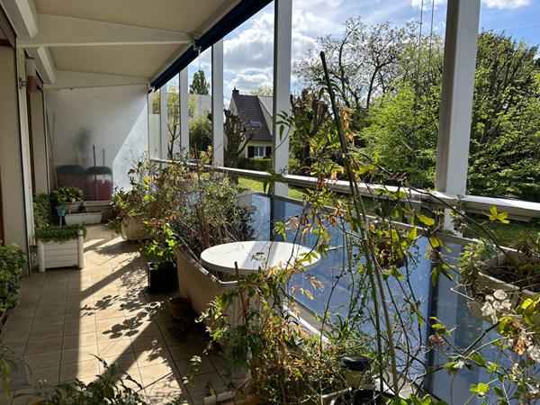 APPARTEMENT/TERRASSE