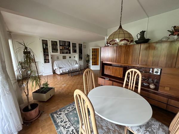 APPARTEMENT/TERRASSE