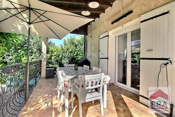 Maison Entraigues Sur La Sorgue - 4 pièces - 111m² - Jardin - Garage