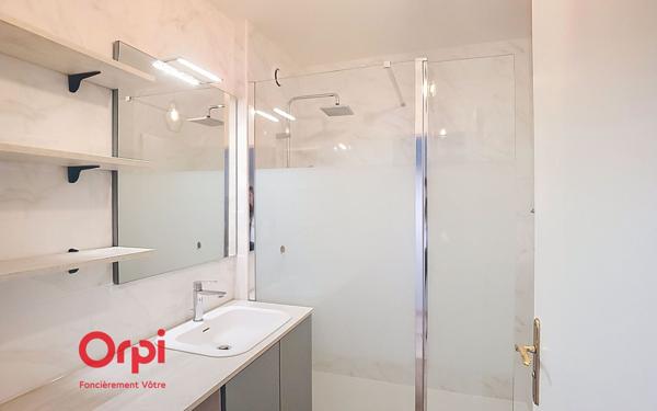 Appartement à louer    3 pièces • 54,30 m2 Nantes