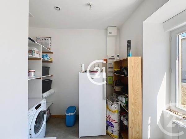 Maison à vendre  5 pièces - 129 m 2   MERPINS  - 16