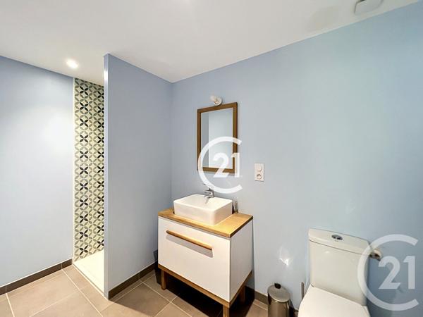 Maison à vendre  5 pièces - 129 m 2   MERPINS  - 16