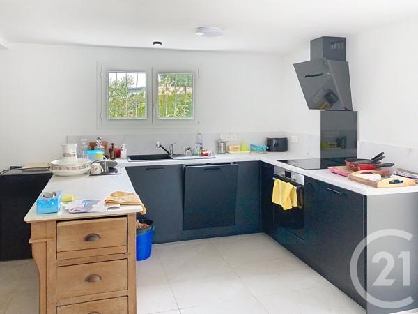 Maison à vendre  5 pièces - 167 m 2   ECHILLAIS  - 17