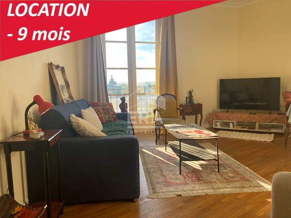 APPARTEMENT T3 MEUBLE A LOUER EN COURTE DUREE - A BLOIS - BELLES PRESTATIONS, COEUR DE VILLE, VUE SUR LA LOIRE