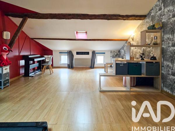 Maison à vendre 6 pièces 196 m² Châteauneuf-sur-Charente