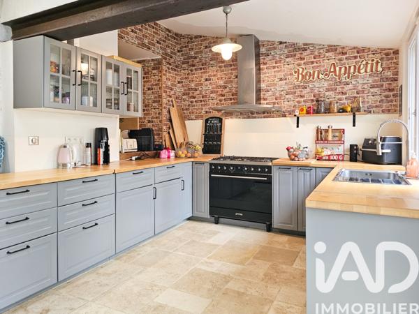 Maison à vendre 6 pièces 196 m² Châteauneuf-sur-Charente