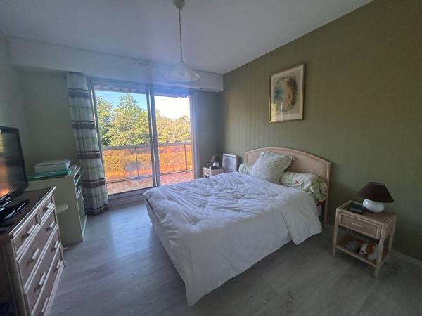 APPARTEMENT à VAUX SUR MER