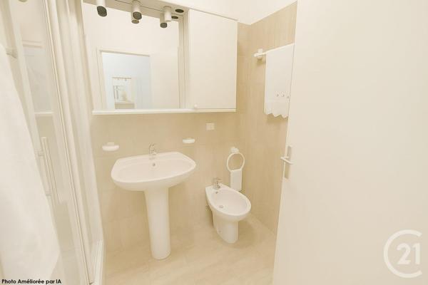 Appartement F2 à vendre  2 pièces - 45 m2 ROQUEBRUNE CAP MARTIN - 06