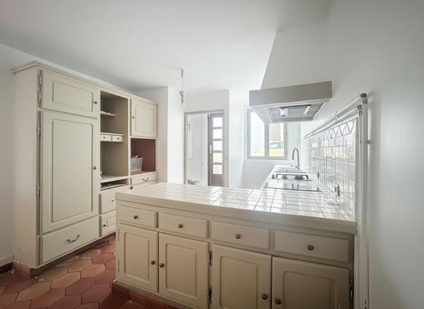 130m2,  4 chambres,  plein Sud,  gare, Ecoles commerces tout à pied