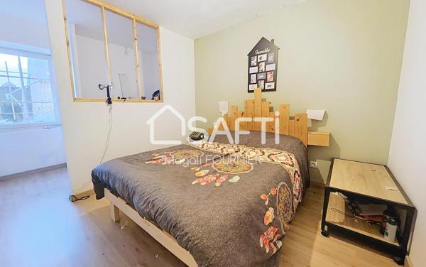 Grand corps de ferme en campagne à finir de renover