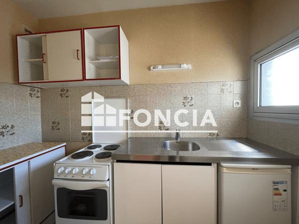 Location Studio 30.44 m² - 11 RUE DES ACACIAS Perigueux 24000