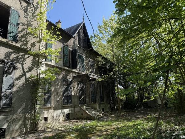 En exclusivité - Maison de caractère à réhabiliter