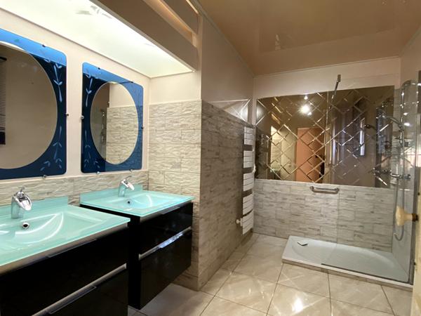 A VENDRE - MONTESQUIEU DES ALBERES - VILLA AVEC PISCINE