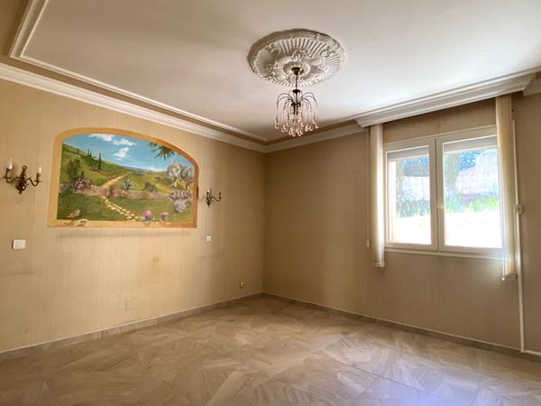 A VENDRE - MONTESQUIEU DES ALBERES - VILLA AVEC PISCINE