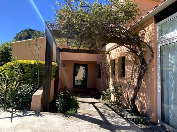 A VENDRE - MONTESQUIEU DES ALBERES - VILLA AVEC PISCINE