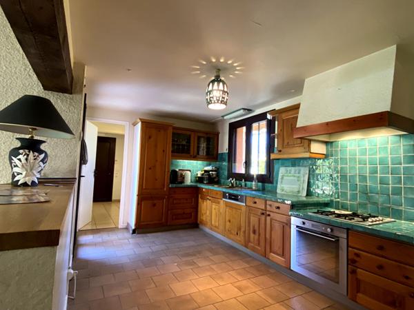 A VENDRE - MONTESQUIEU DES ALBERES - VILLA AVEC PISCINE