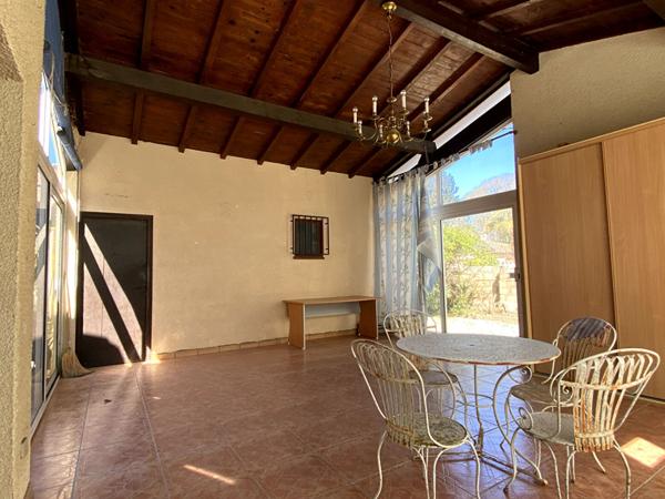 A VENDRE - MONTESQUIEU DES ALBERES - VILLA AVEC PISCINE