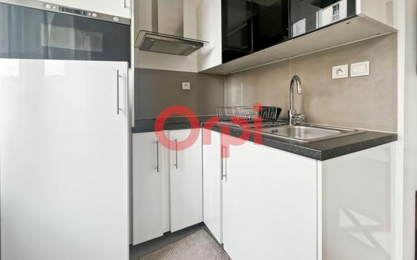 Appartement à vendre    1 pièce • 17 m2 Paris 10