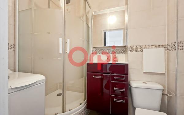 Appartement à vendre    1 pièce • 17 m2 Paris 10