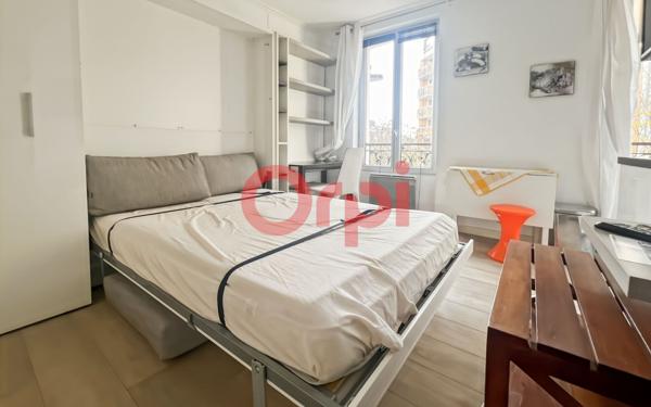 Appartement à vendre    1 pièce • 17 m2 Paris 10