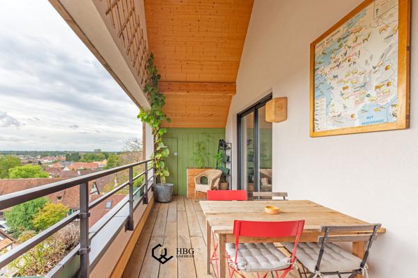 Coup de cœur – Appartement récent dernier étage avec terrasse couverte et vue dégagée