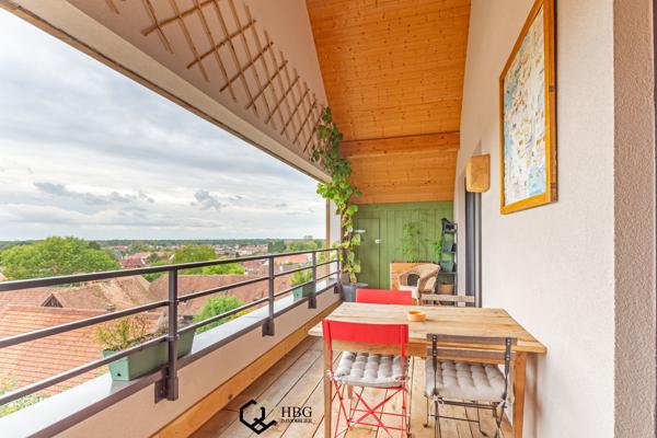 Coup de cœur – Appartement récent dernier étage avec terrasse couverte et vue dégagée