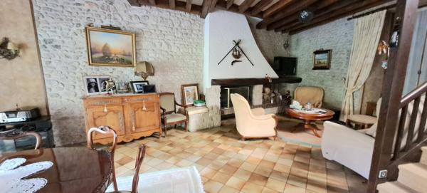 Maison de Prestige à Vendre à Étampes - 7 pièces, 5 chambres