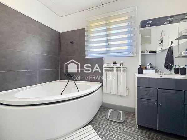 Maison chaleureuse et calme dans hameau Peronne