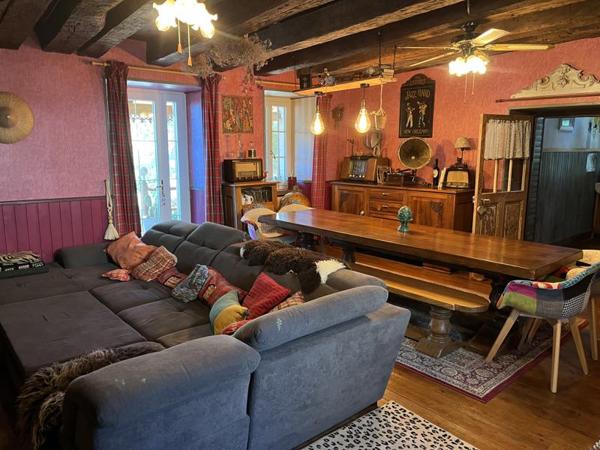 Maison à vendre |  Douzillac |  9 pièces | 220 m²