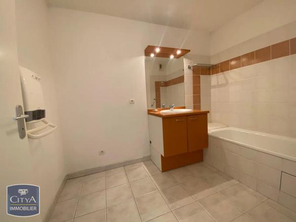 Appartement à louer 2 pièces 50.14m²