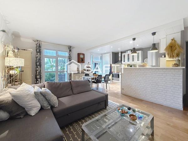 T3 lumineux avec loggia face à l’Hippodrome