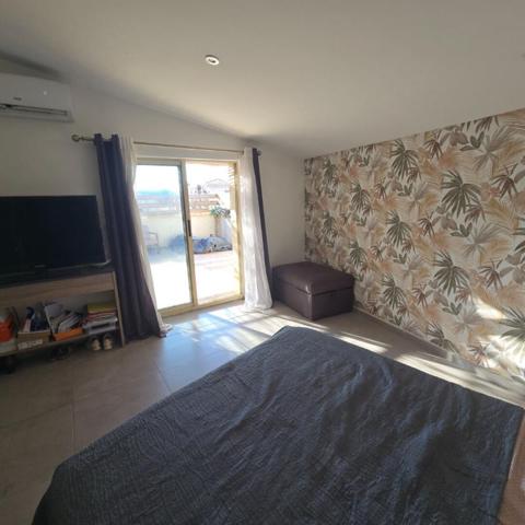 Immeuble  8 pièce(s) 140 m2