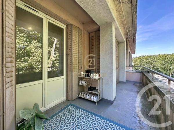 Appartement T2 à vendre  2 pièces - 51,50 m 2   GIVORS  - 69