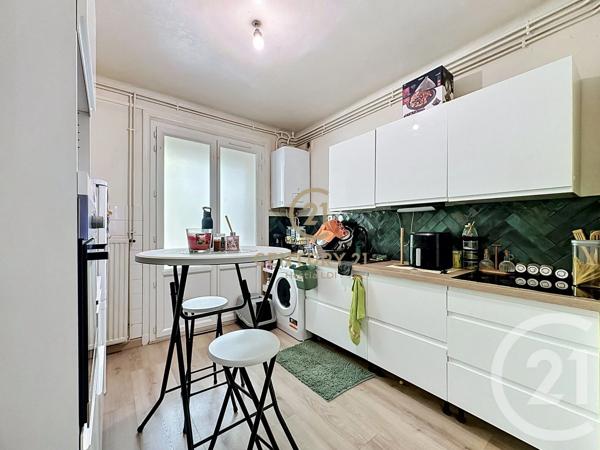 Appartement T2 à vendre  2 pièces - 51,50 m 2   GIVORS  - 69